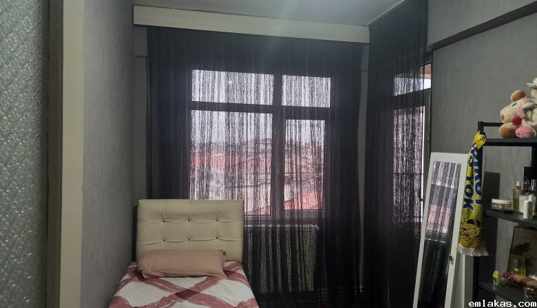 GEBZE MERKEZDE SATILIK DAİRE EMLAK AŞ'DEN