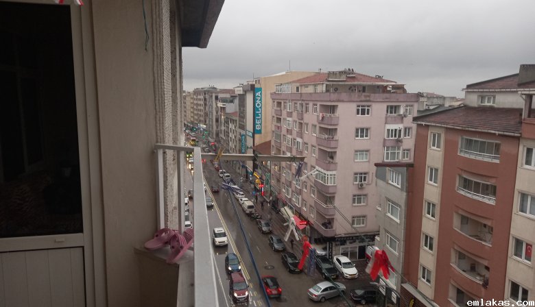 GEBZE MERKEZDE SATILIK DAİRE EMLAK AŞ'DEN